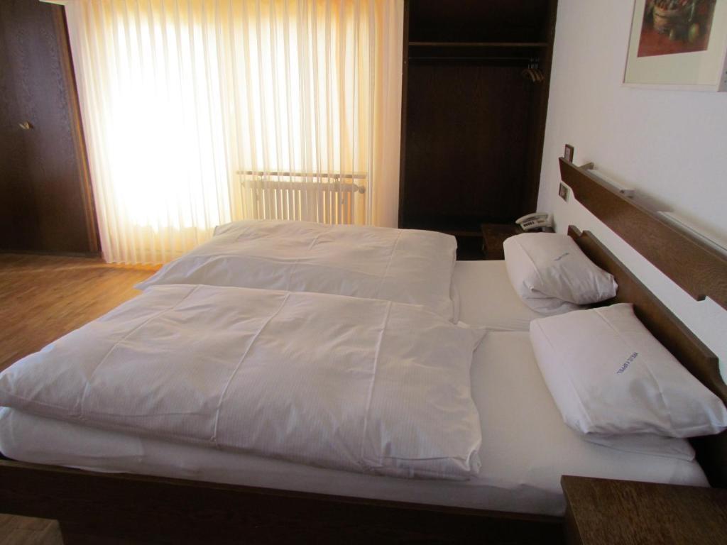 Gasthaus Zum Kreuz Hotel Freiburg Bagian luar foto