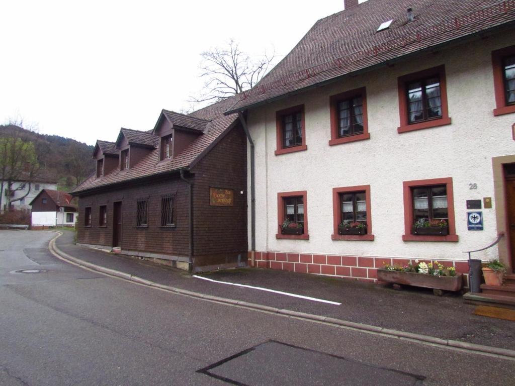 Gasthaus Zum Kreuz Hotel Freiburg Bagian luar foto