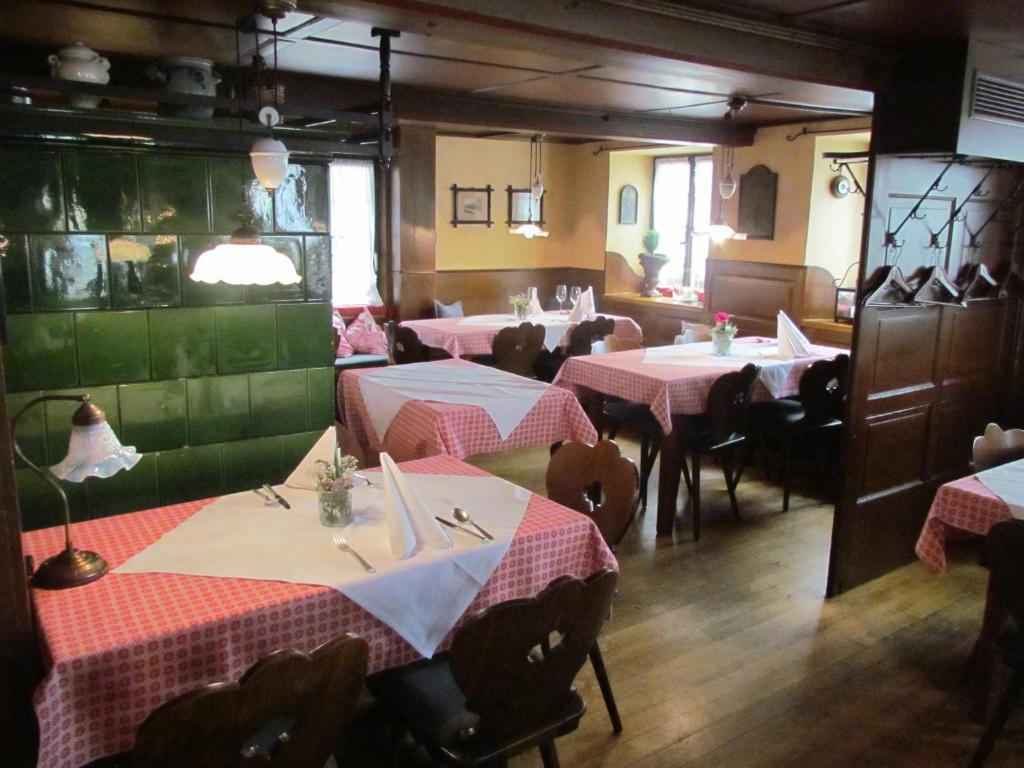 Gasthaus Zum Kreuz Hotel Freiburg Bagian luar foto