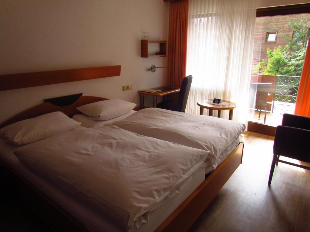 Gasthaus Zum Kreuz Hotel Freiburg Ruang foto